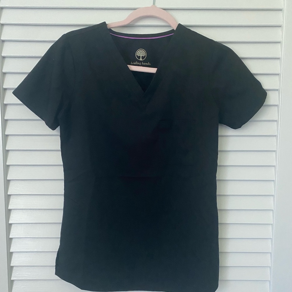 Healing Hands Women's Black scrub set top and bottoms